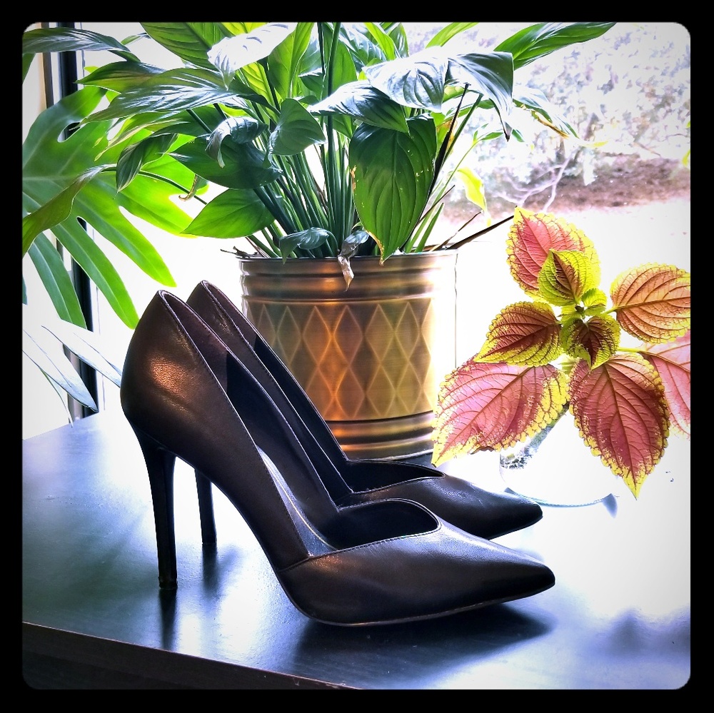 Enzo Angiolini Leather Stiletto Heels